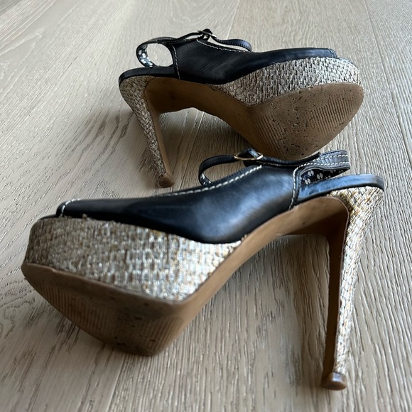 Jessica Simpson Raffia Straw Platform Sandals w/Black Leather Peep Toe - Picture 13 of 15